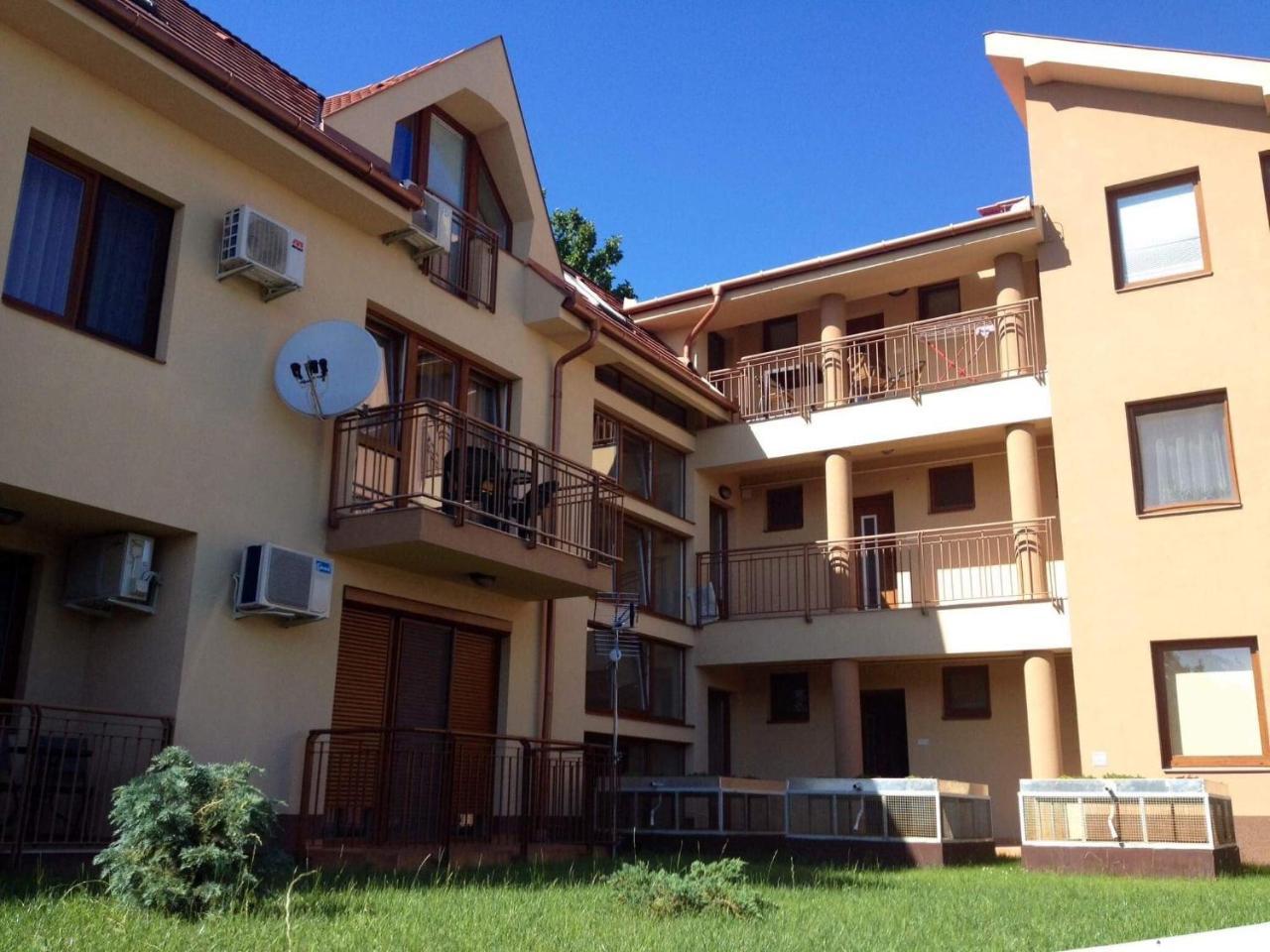 My Home Apartman Hajduszoboszlo Exterior photo